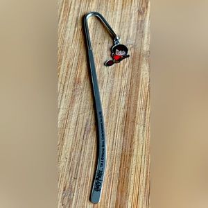 Officially Licensed HARRY POTTER Broomstick Wizarding Metal Bookmark